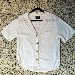 Abercrombie and Fitch White Short Sleeve Button Up